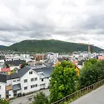 Stunning Arctic Panorama I Spacious & Apartman *