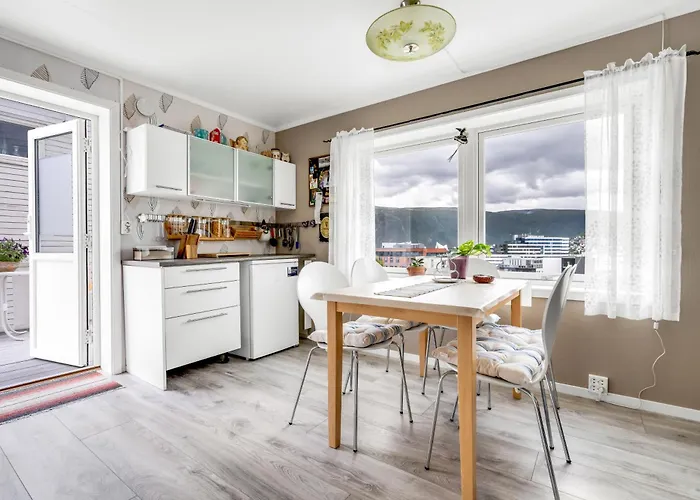 Stunning Arctic Panorama I Spacious & Appartement *